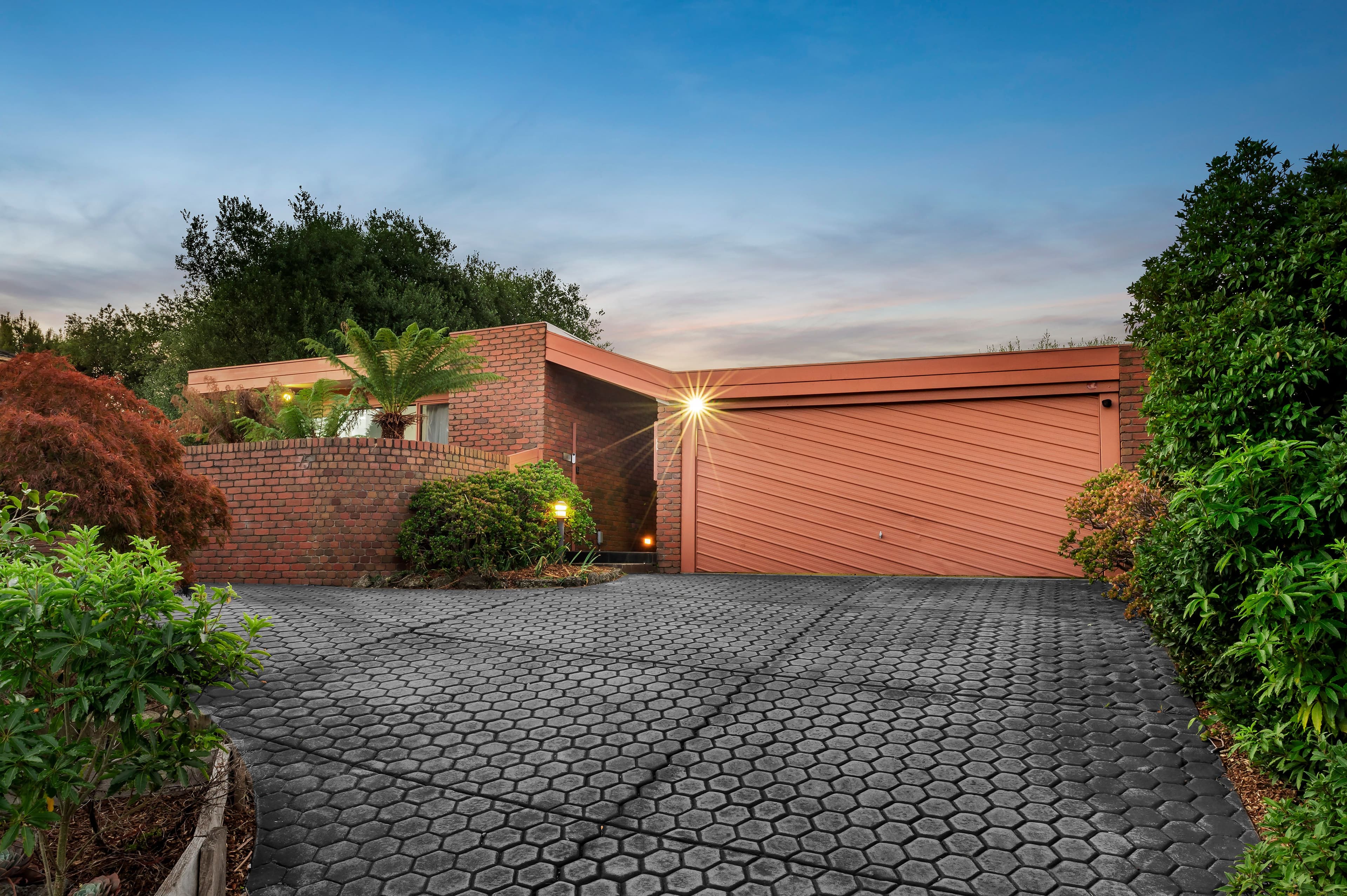 75 Wakley Crescent, Wantirna South VIC 3152, Wantirna South - Image 1
