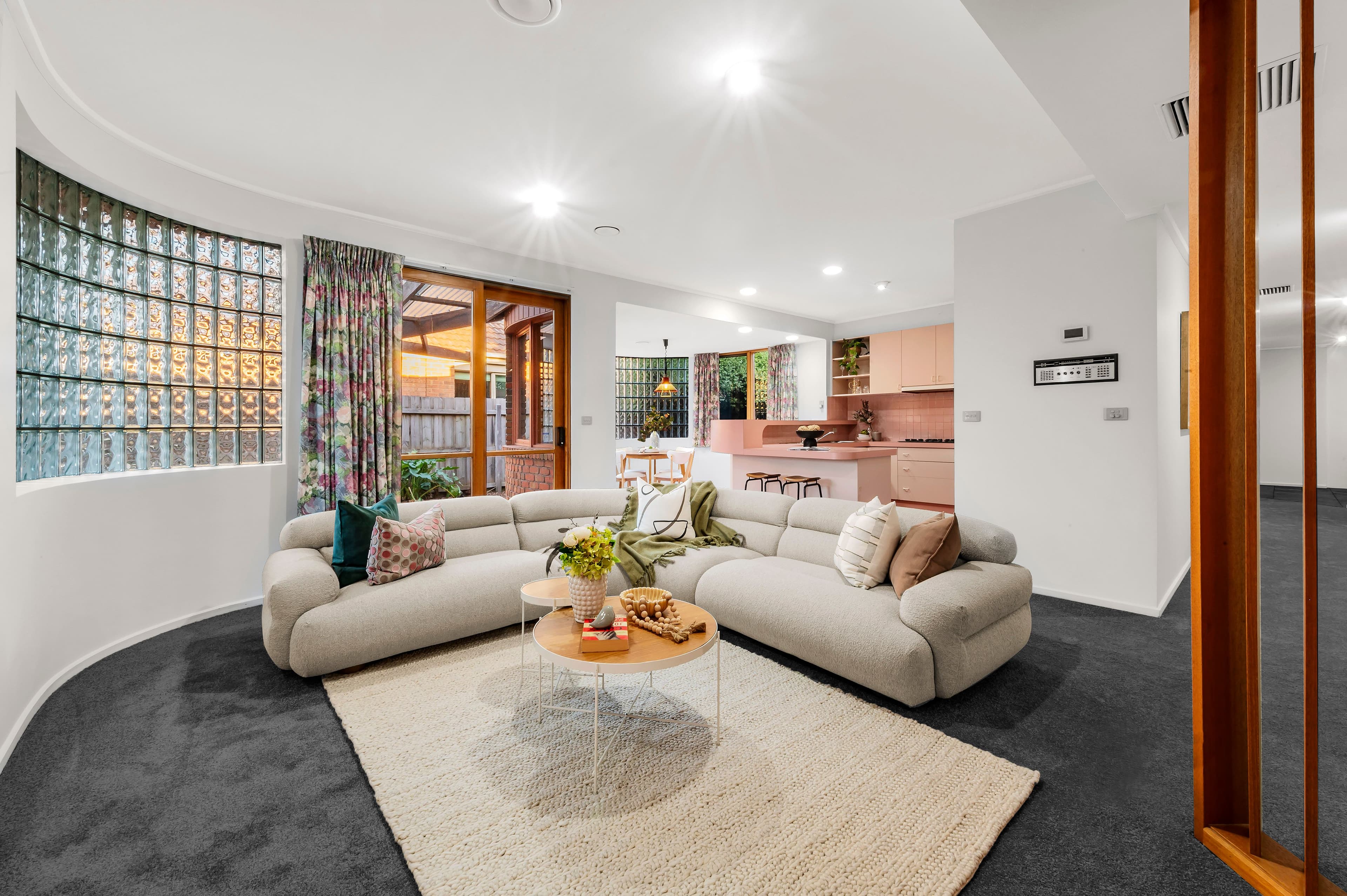 75 Wakley Crescent, Wantirna South VIC 3152, Wantirna South - Thumbnail 2