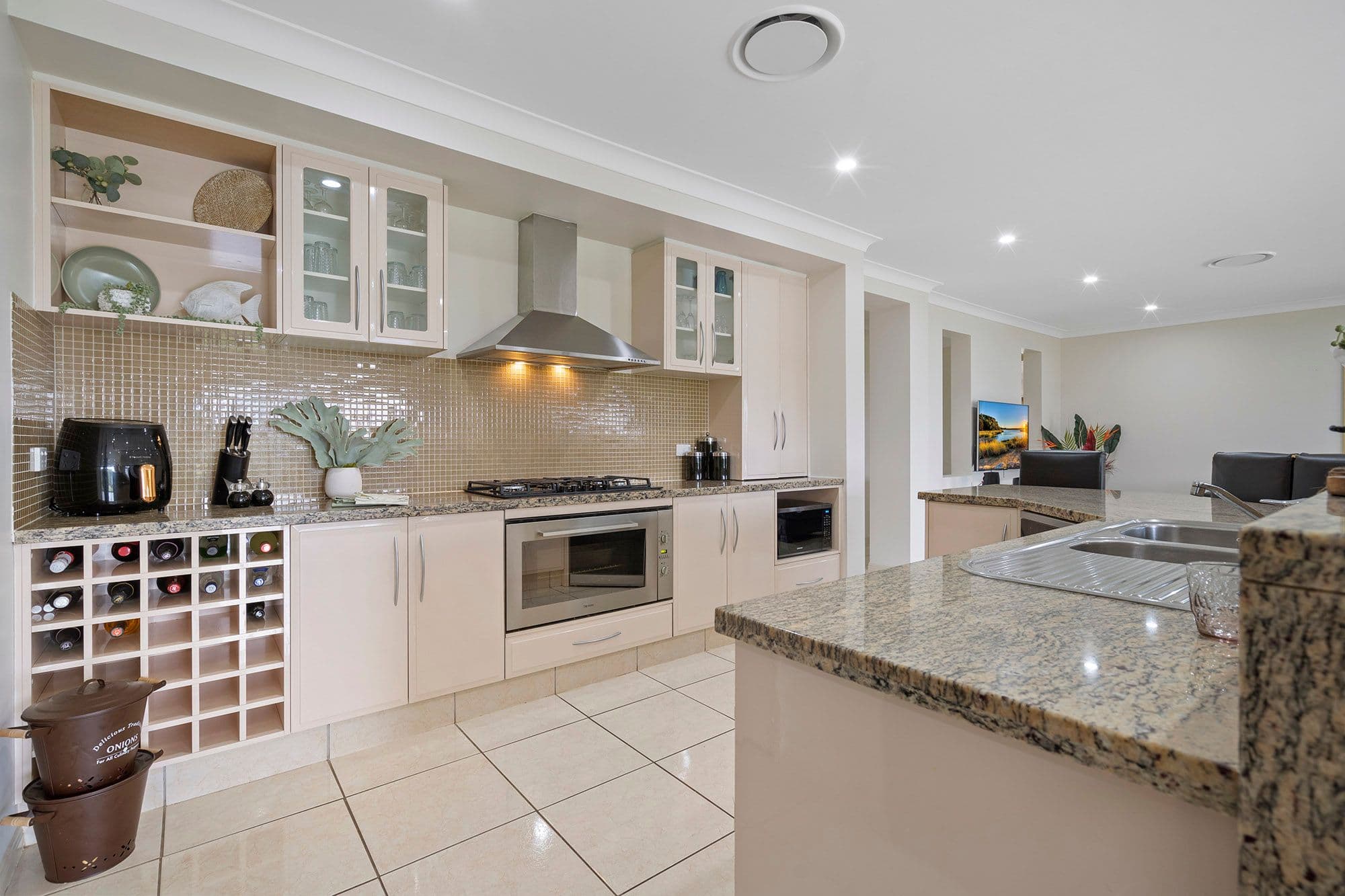 334 Equestrian Drive, New Beith QLD 4124, New Beith - Thumbnail 7