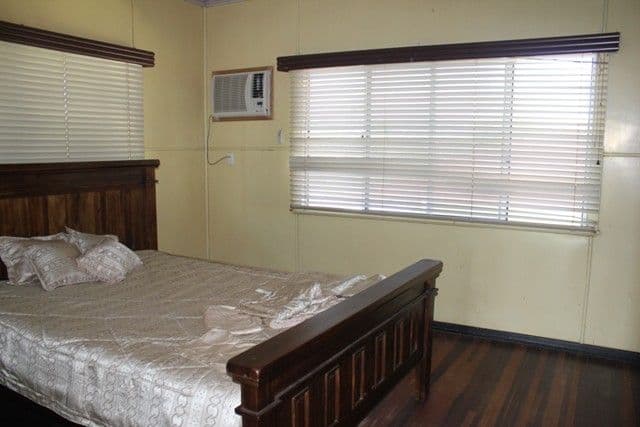 33 Warren Street, Ingham QLD 4850, Ingham - Thumbnail 4