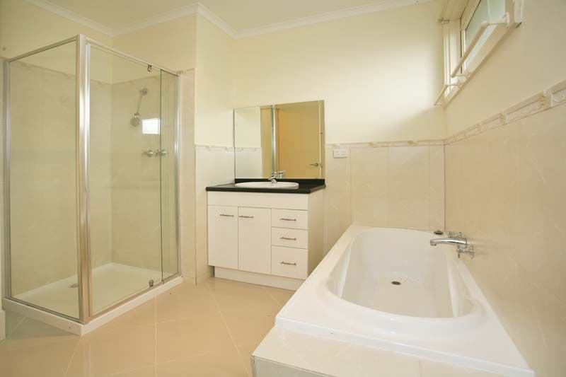 16 Entally Drive, WHEELERS HILL VIC 3150, Wheelers Hill - Thumbnail 7
