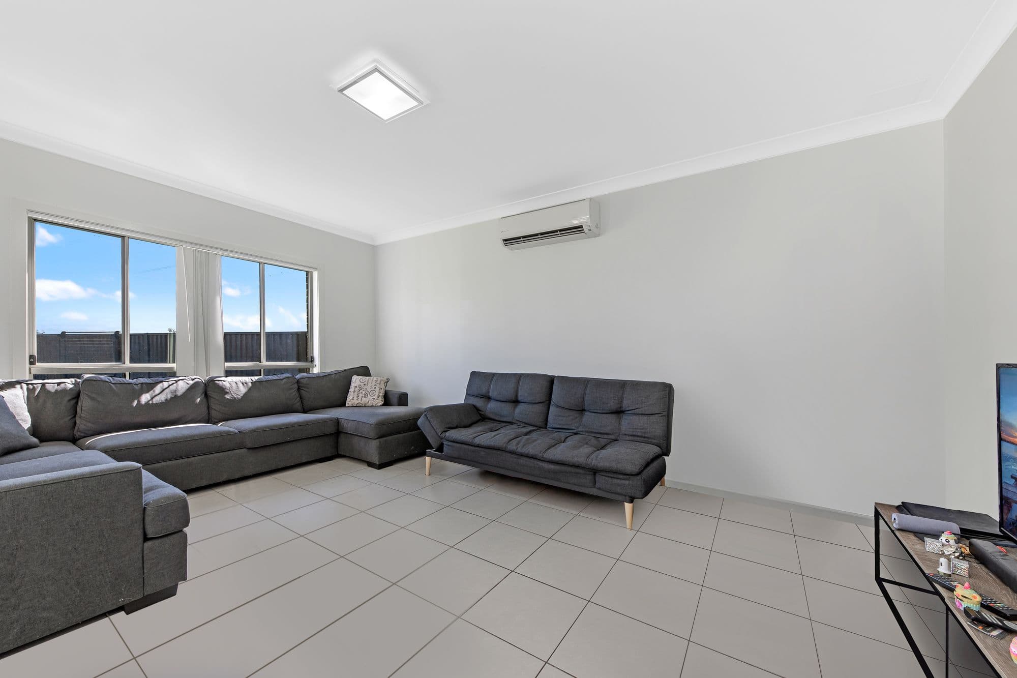40 Longmeadow Parkway, Box Hill NSW 2765, Box Hill - Thumbnail 2