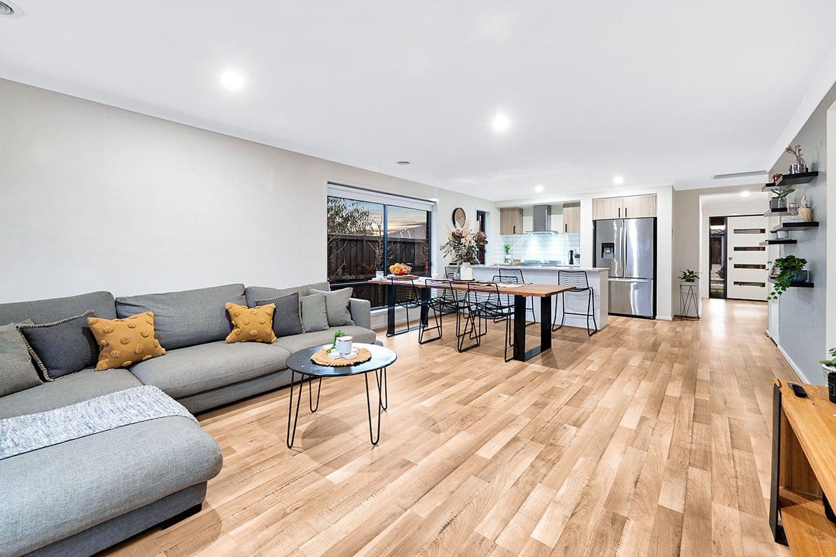 9 Kamona Street, Clyde VIC 3978, Clyde - Thumbnail 2