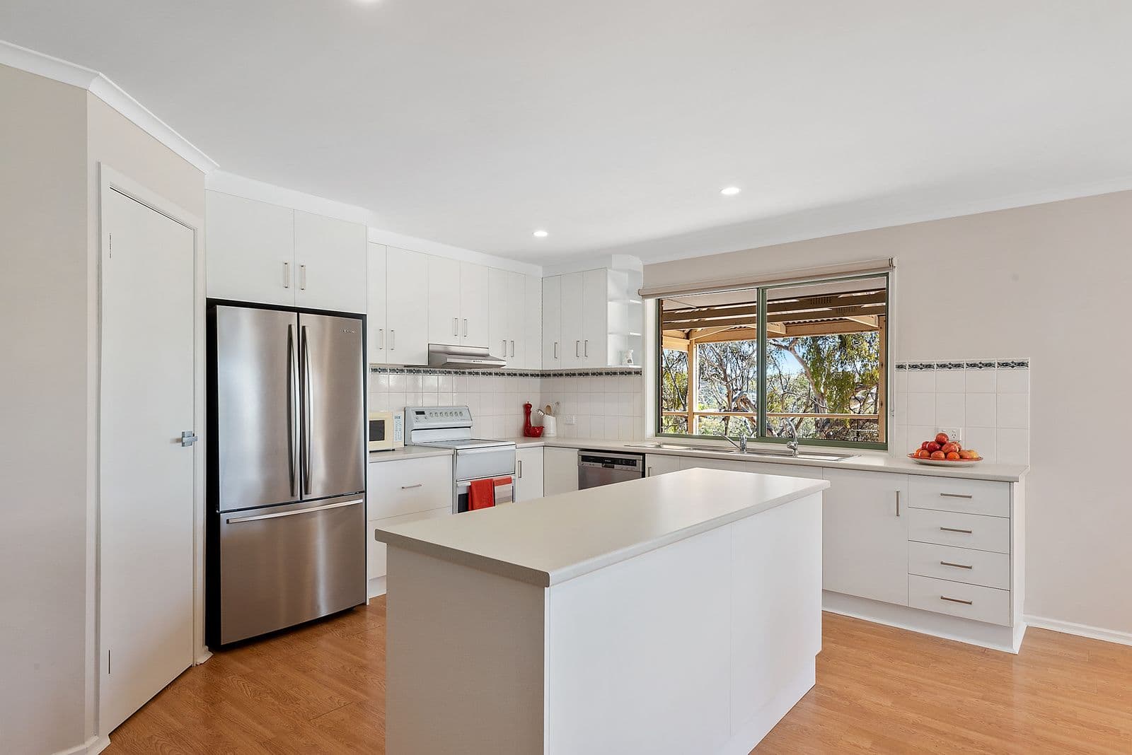 8A March Court, Clare SA 5453, Clare - Thumbnail 4