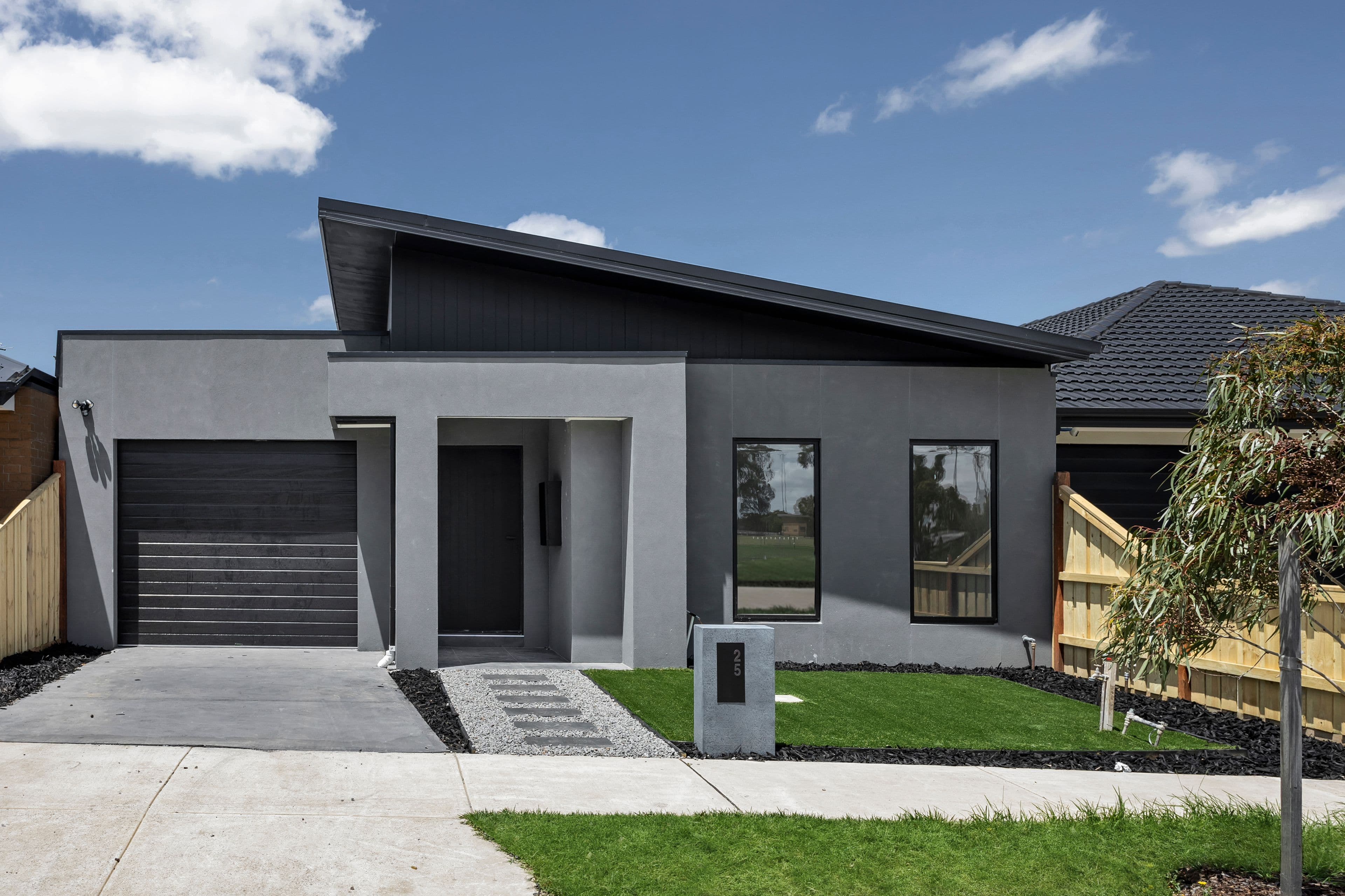 25 Ballet Crescent, Sunbury VIC 3429, Sunbury - Thumbnail 2