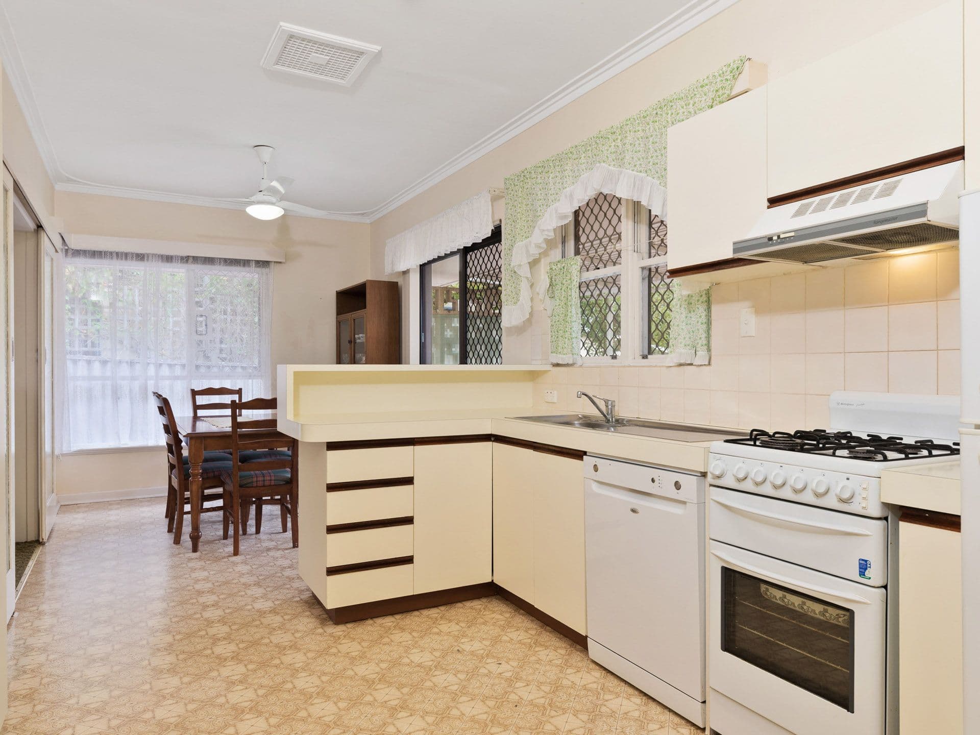 38 Boundary Road, St James WA 6102, St James - Thumbnail 6