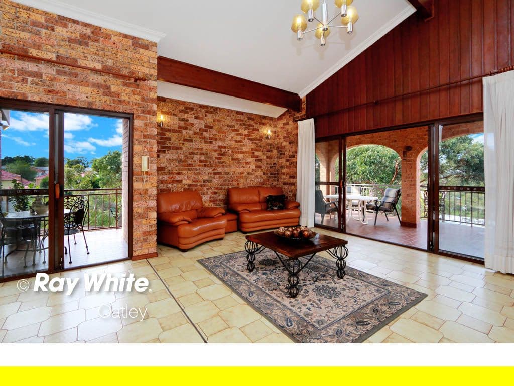 2 Opal Place, PADSTOW HEIGHTS NSW 2211, Padstow Heights - Thumbnail 2
