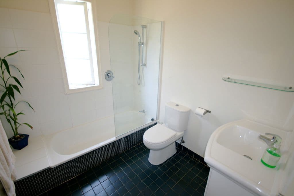 70 Dickens Street, NORMAN PARK QLD 4170, Norman Park - Thumbnail 6