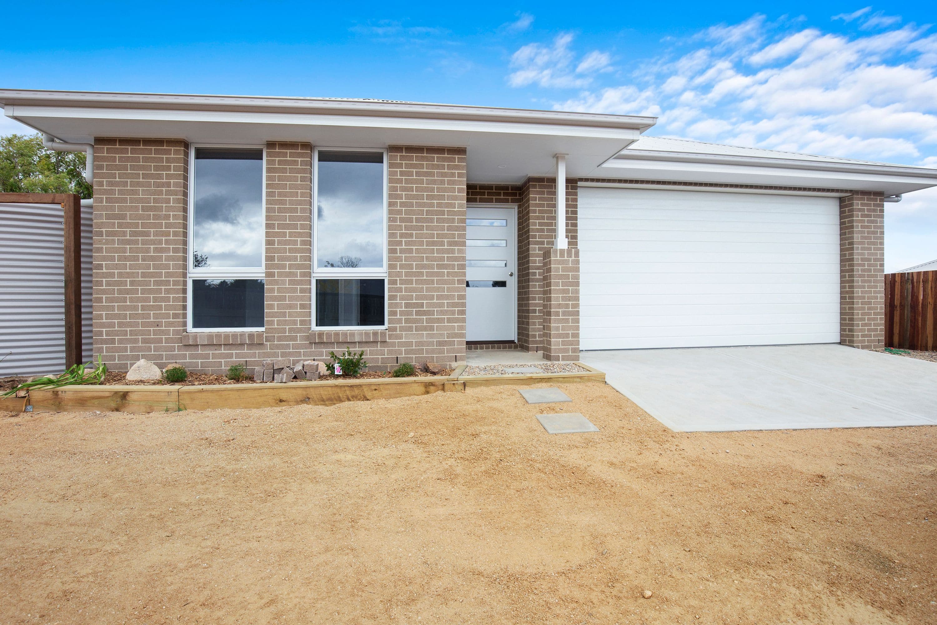 10 Hassall Circuit, Braidwood - Image 1