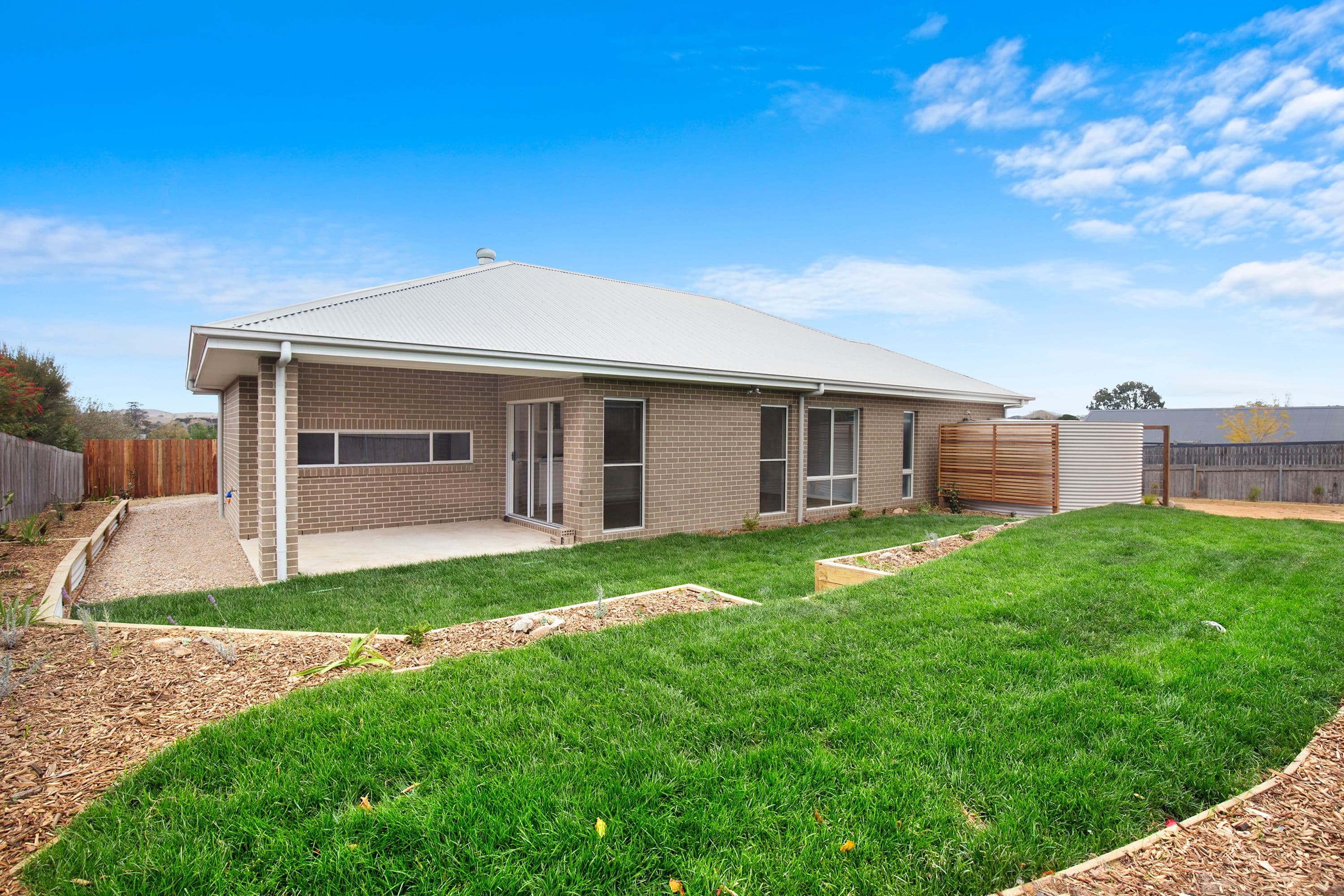 10 Hassall Circuit, Braidwood - Thumbnail 2