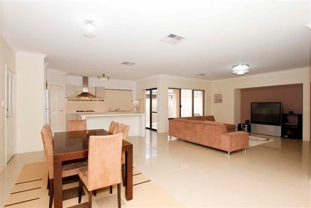 11 Canterbury Trail, HARRISDALE WA 6112, Harrisdale - Thumbnail 7