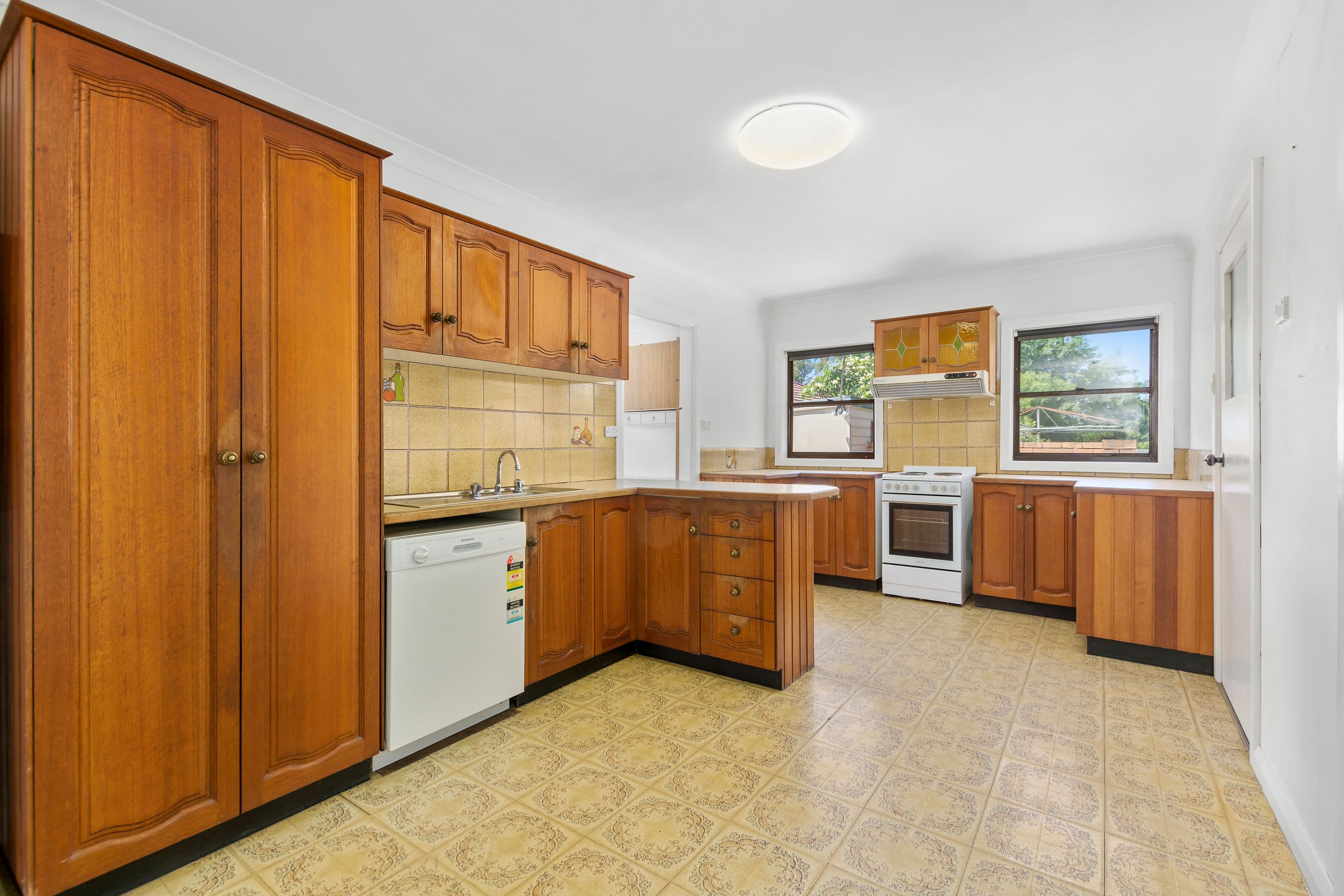 5 Leslie Street, Russell Vale - Thumbnail 2