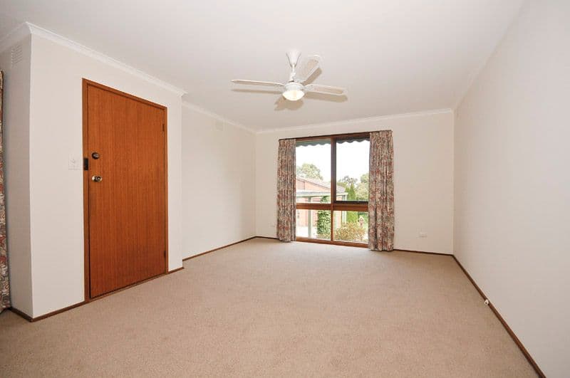 13 Warrenwood Close, FERNTREE GULLY VIC 3156, Ferntree Gully - Thumbnail 2