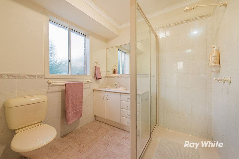 12 Formby Place, Cranbourne VIC 3977, Cranbourne - Thumbnail 4
