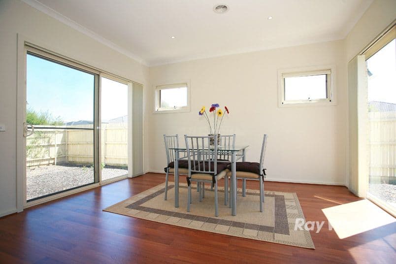 96 Springhill Drive, CRANBOURNE VIC 3977, Cranbourne - Thumbnail 4