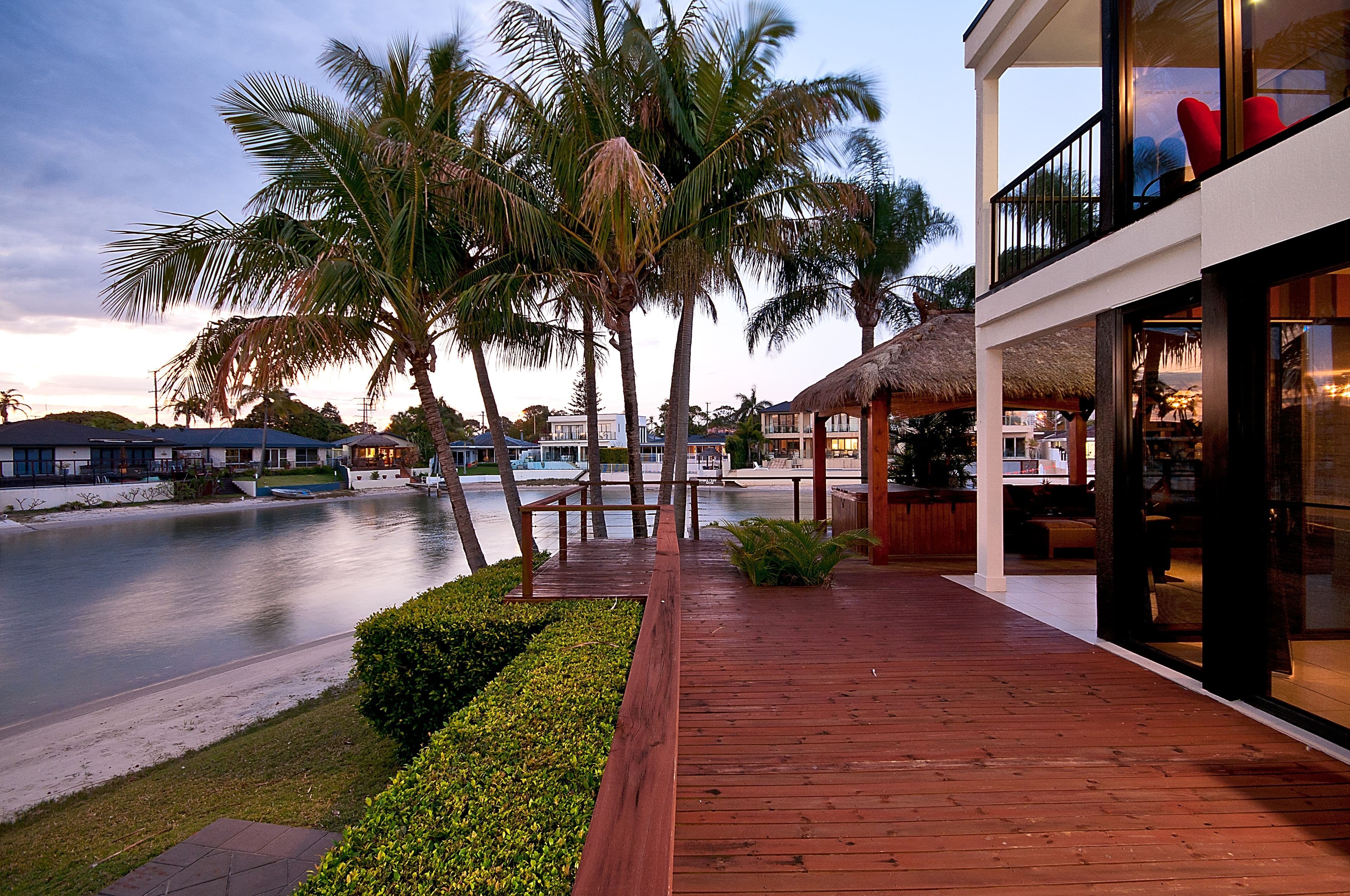 138 Amalfi Drive, Isle Of Capri QLD 4217, Isle Of Capri - Thumbnail 5