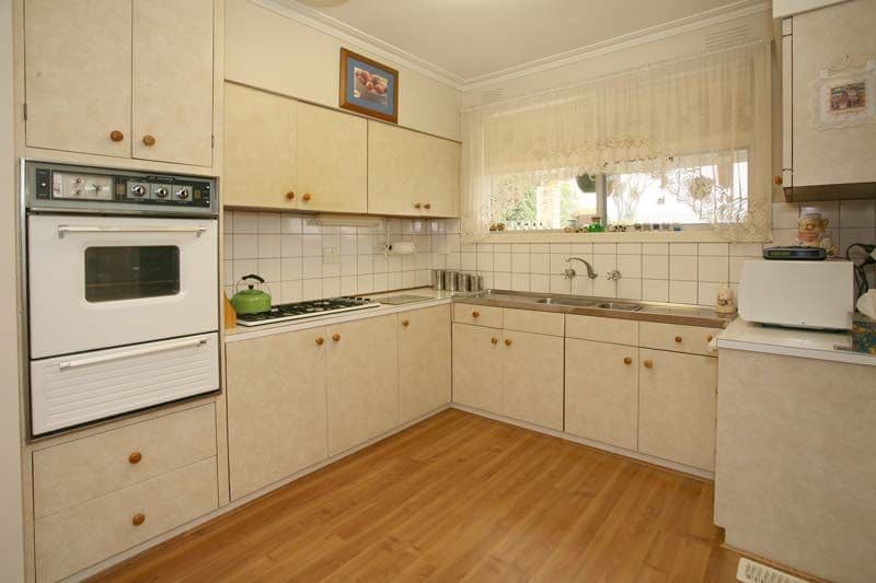 6  Blackwood Drive, WHEELERS HILL VIC 3150, Wheelers Hill - Thumbnail 3