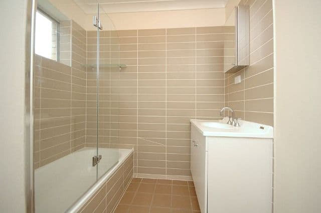 56 Kitchener Street, COORPAROO QLD 4151, Coorparoo - Thumbnail 3