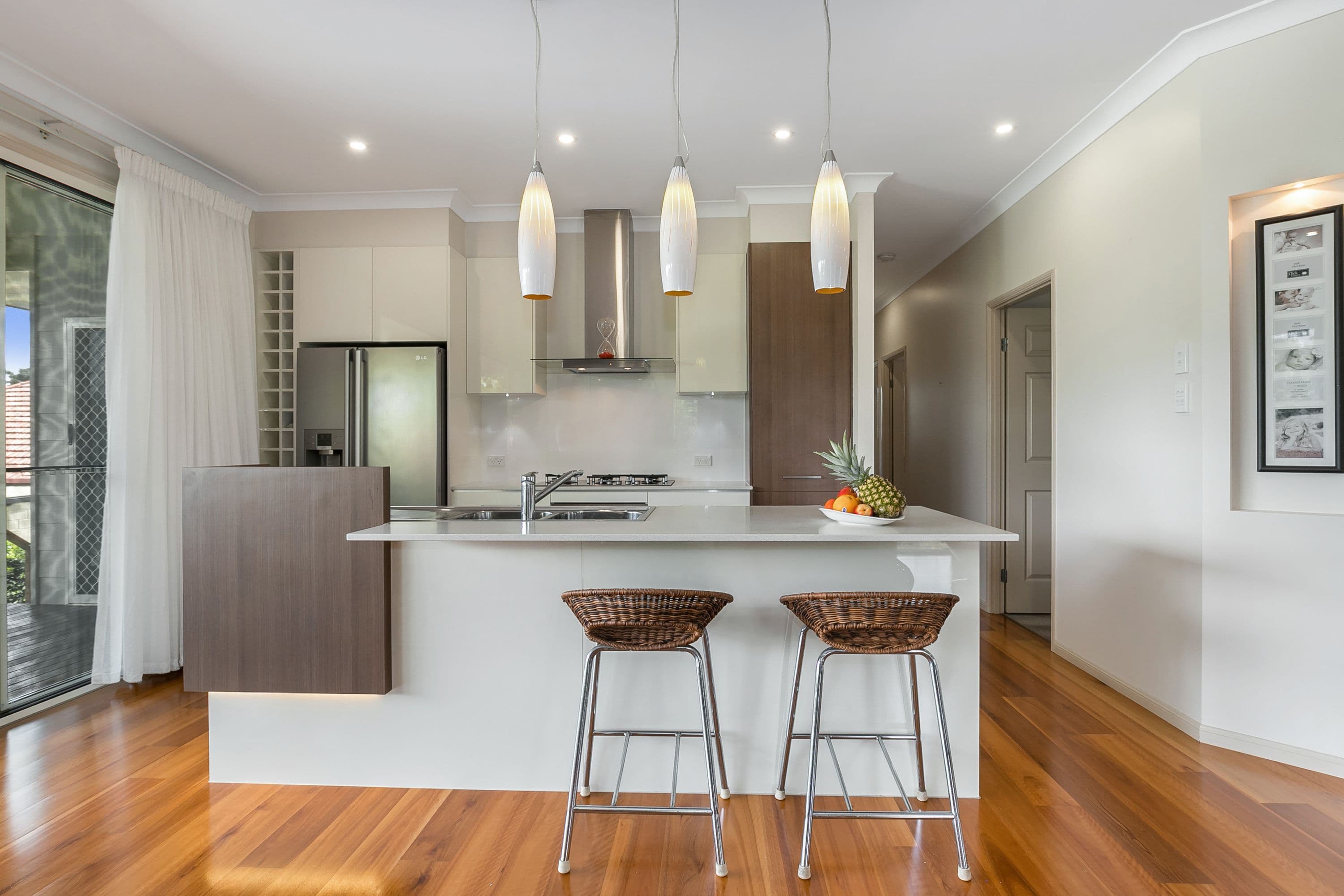 3 Logan Avenue, Oxley QLD 4075, Oxley - Thumbnail 2