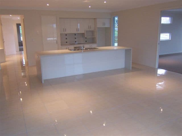 2  Ella Court, COTSWOLD HILLS QLD 4350, Cotswold Hills - Thumbnail 3