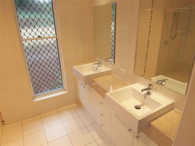 2  Ella Court, COTSWOLD HILLS QLD 4350, Cotswold Hills - Thumbnail 8