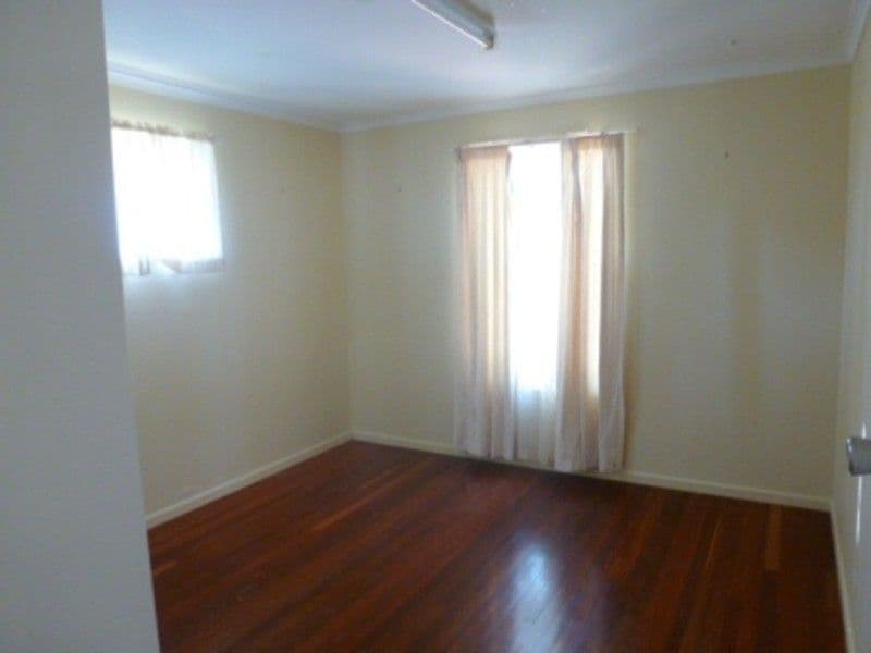 22 Moore, Kingaroy QLD 4610, Kingaroy - Thumbnail 7