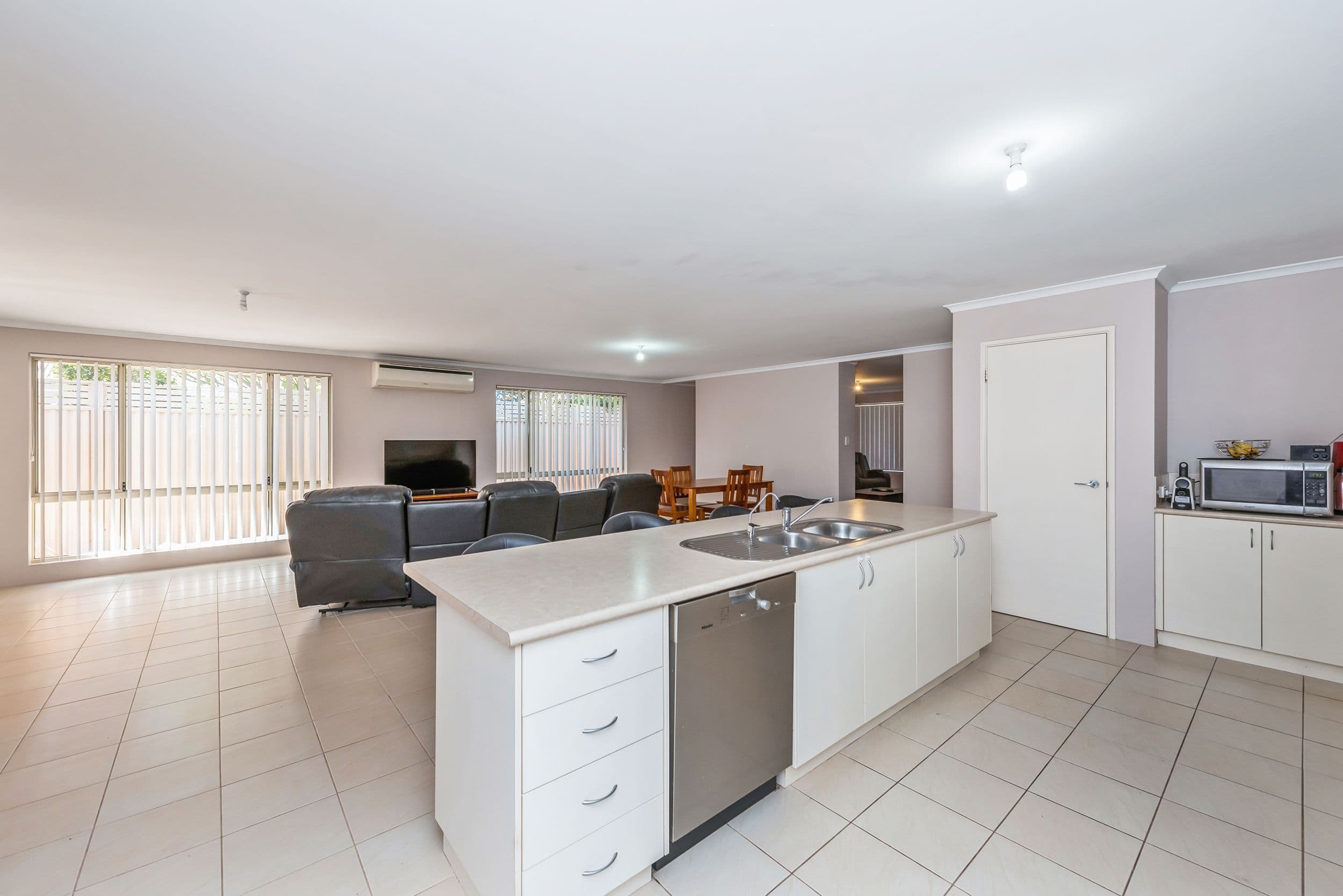 26 Makybe Drive, Baldivis WA 6171, Baldivis - Thumbnail 7