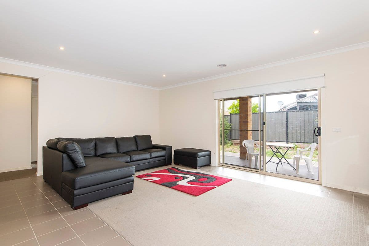 28 Steels Place, South Morang VIC 3752, South Morang - Thumbnail 3