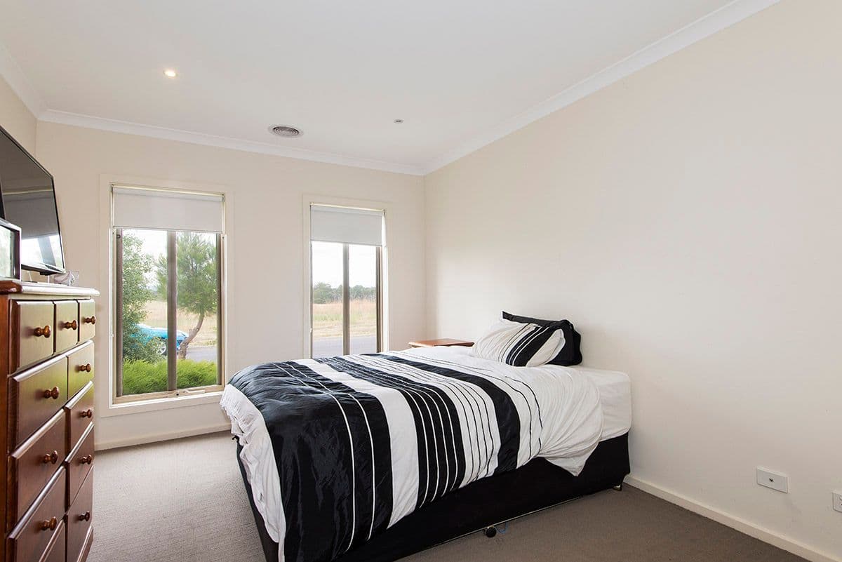 28 Steels Place, South Morang VIC 3752, South Morang - Thumbnail 7