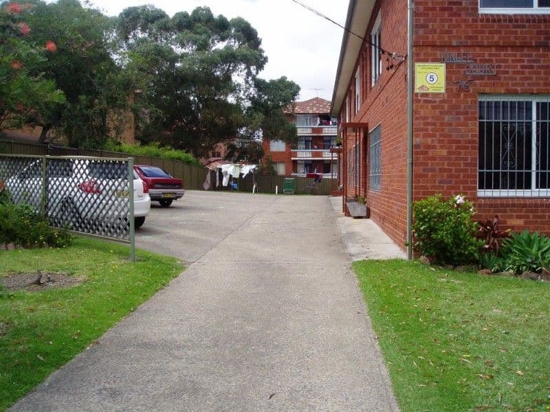 76 Amy Street, CAMPSIE NSW 2194, Campsie - Thumbnail 3