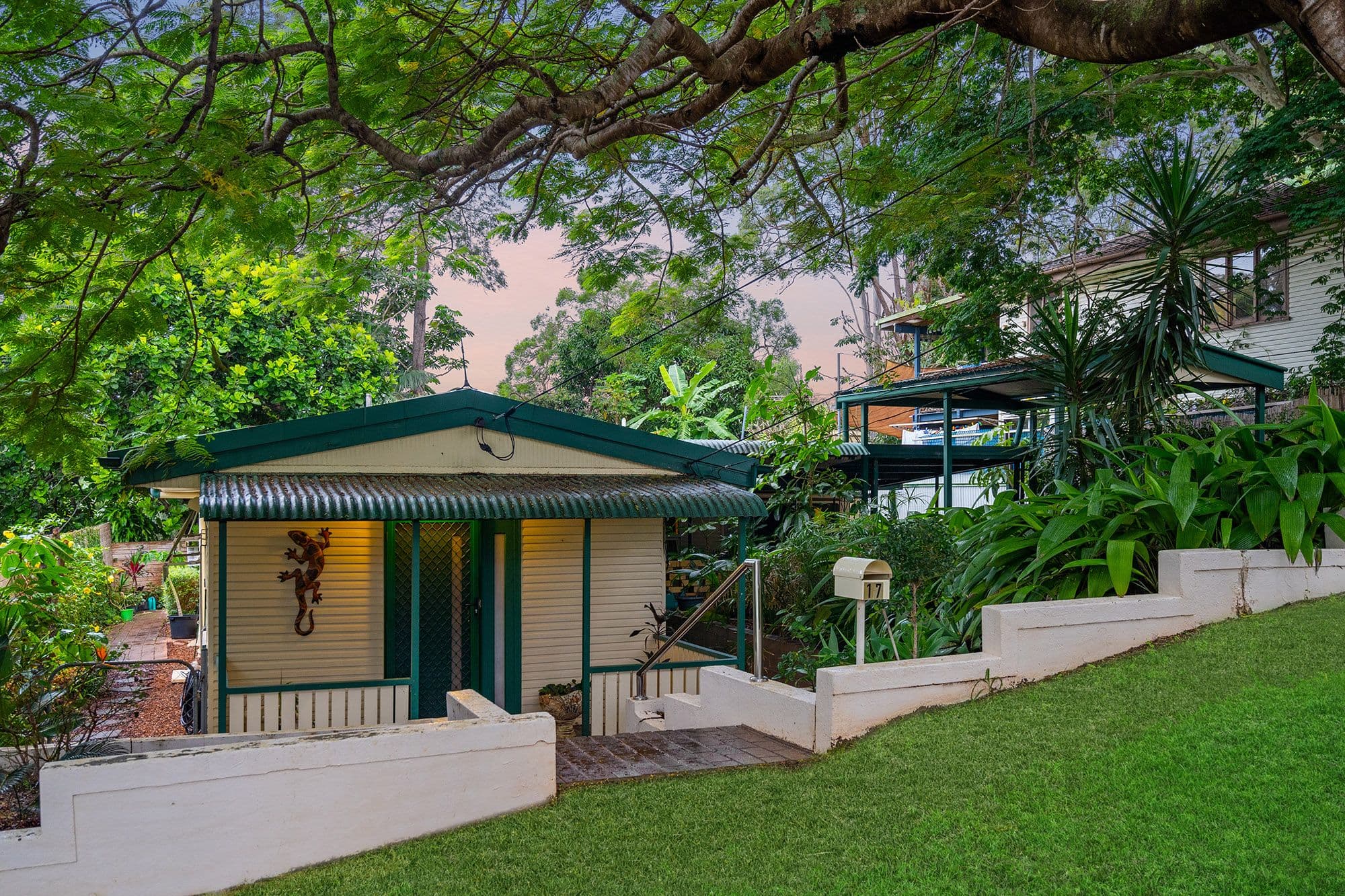 17 Greycliffe Street, Mount Gravatt East QLD 4122, Mount Gravatt East - Image 1