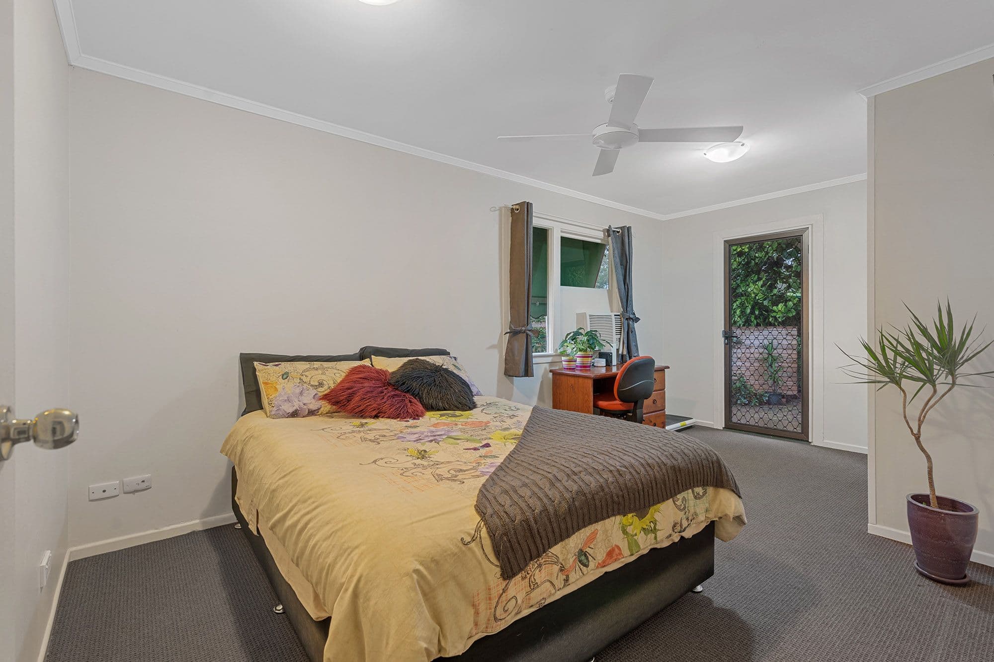 17 Greycliffe Street, Mount Gravatt East QLD 4122, Mount Gravatt East - Thumbnail 5