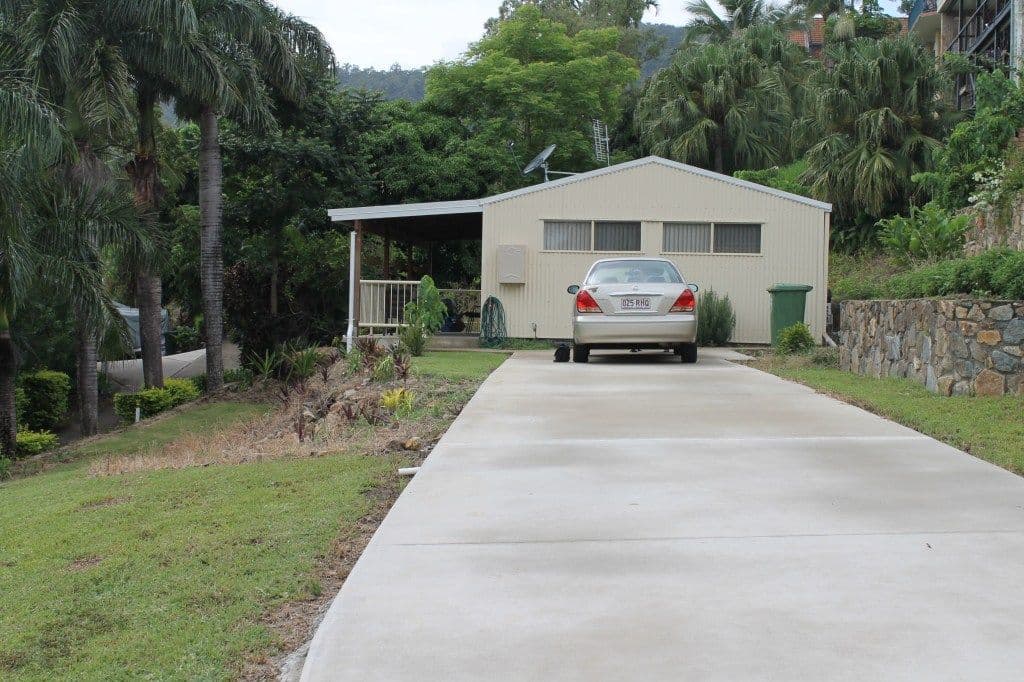 33 Manooka Drive, CANNONVALE QLD 4802, Cannonvale - Thumbnail 5