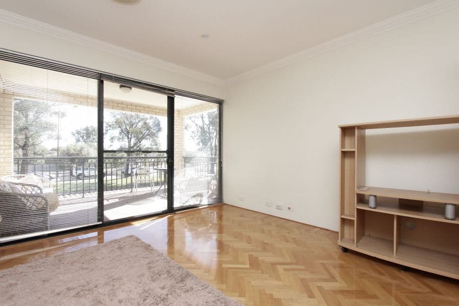 10 Wickails Court, RIVERVALE WA 6103, Rivervale - Thumbnail 7