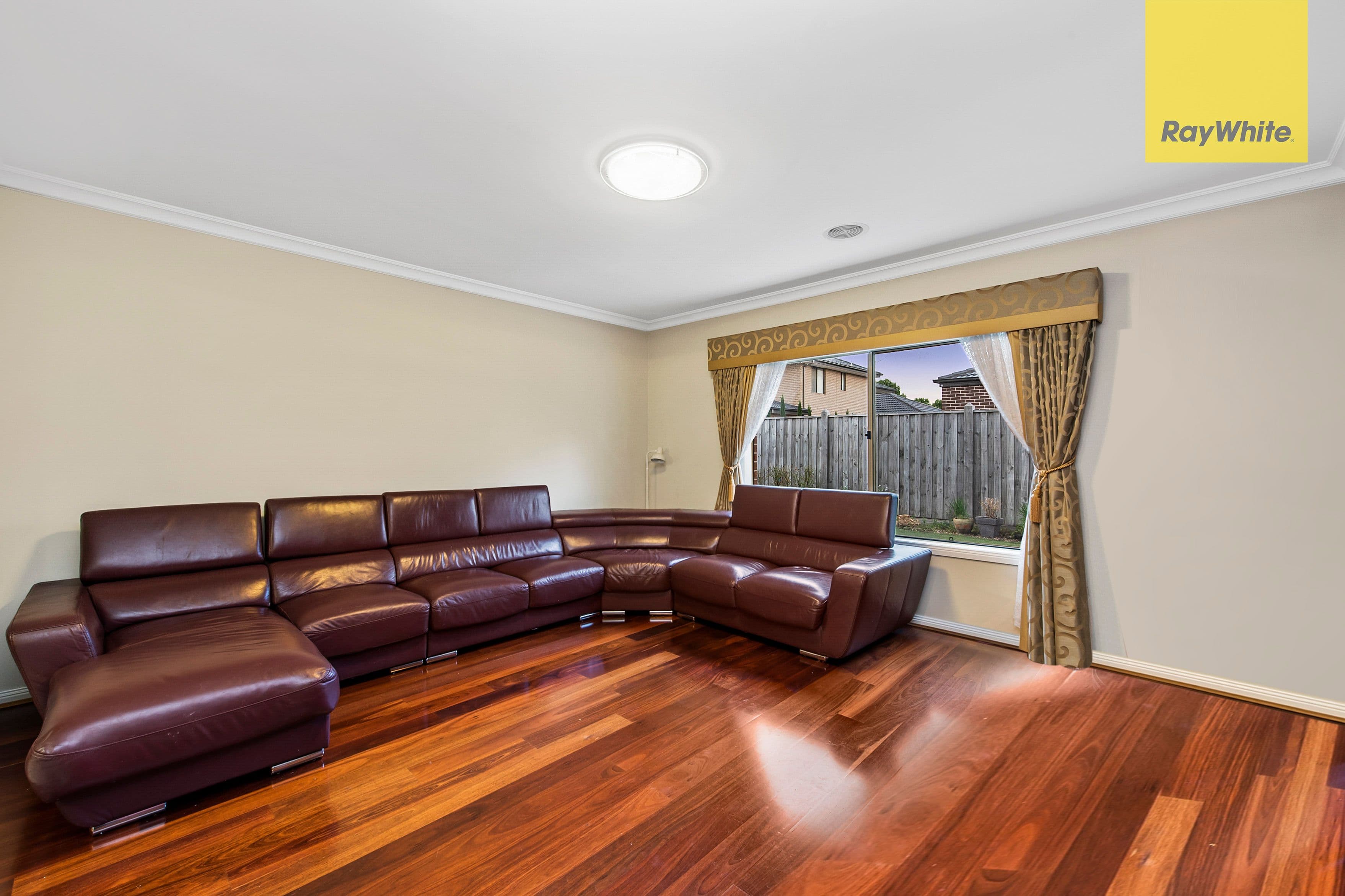 16 The Esplanade, Taylors Hill VIC 3037, Taylors Hill - Thumbnail 5