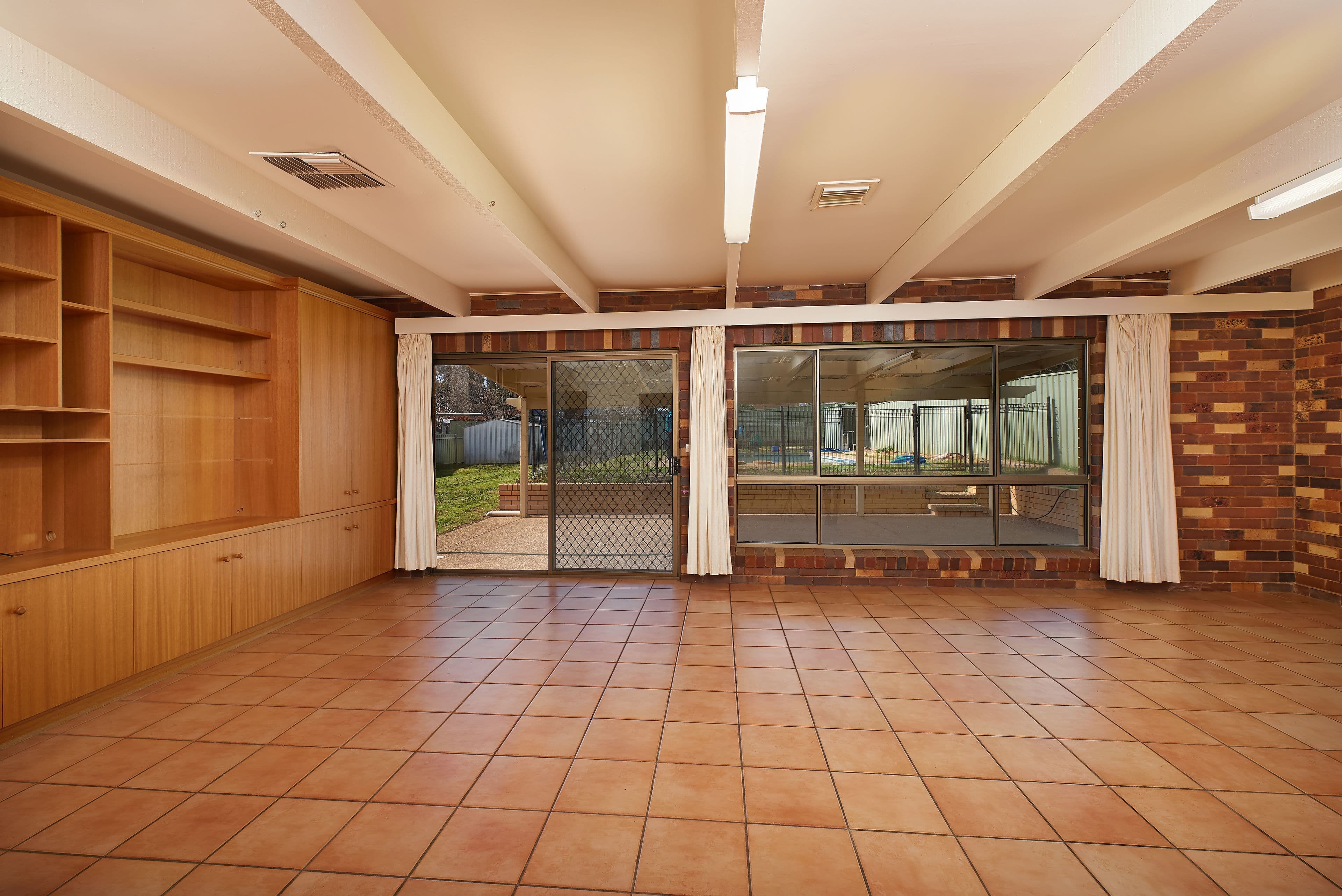 23 Truman Avenue, Tolland - Thumbnail 6
