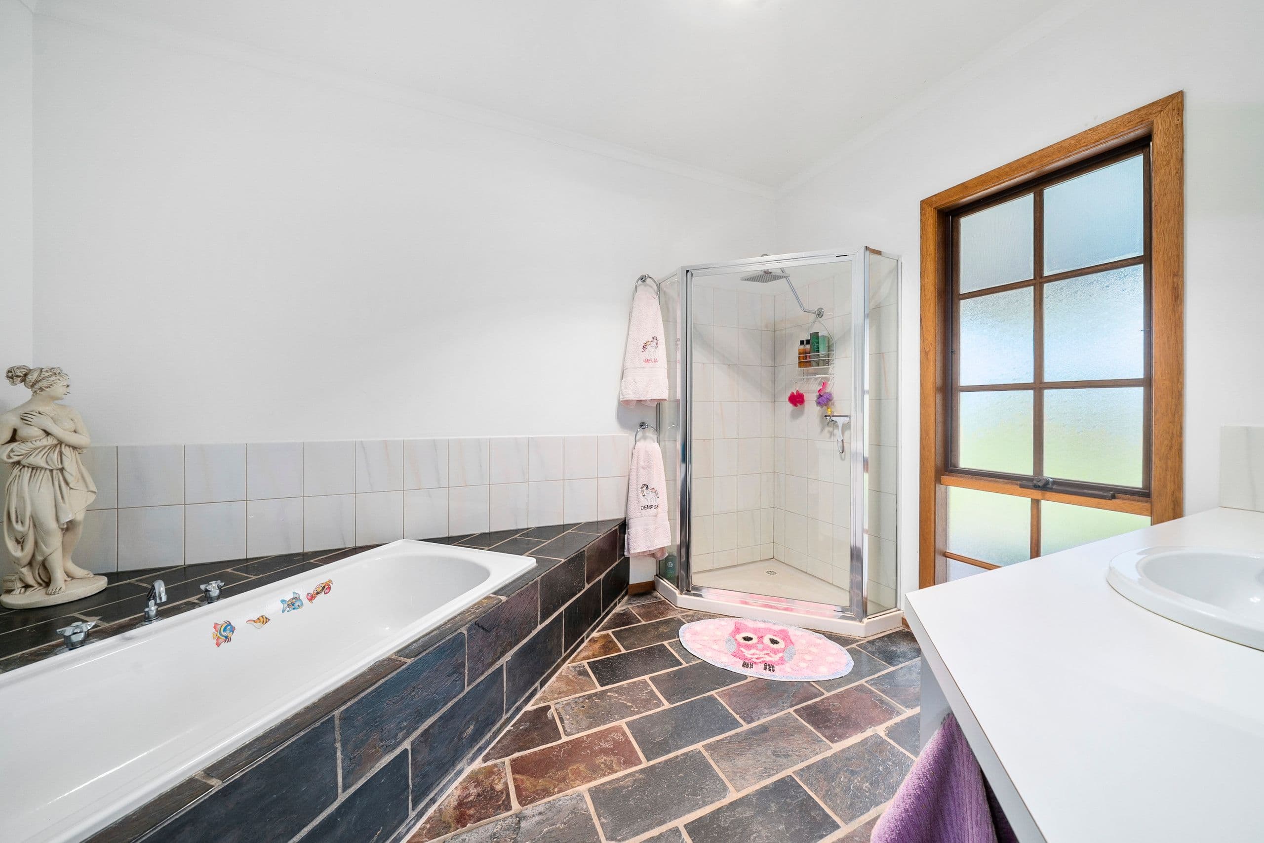 30 Murray Road, Benalla VIC 3672, Benalla - Thumbnail 8