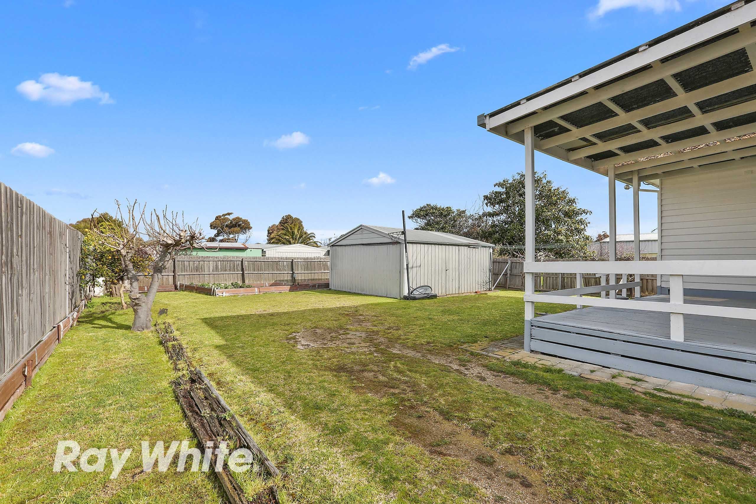 5 Dunstan Street, St Leonards VIC 3223, St Leonards - Thumbnail 4