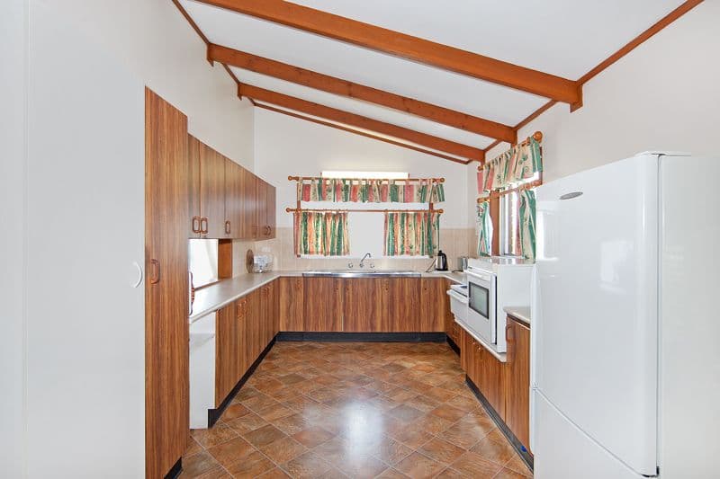 44 Promenade Avenue, BATEAU BAY NSW 2261, Bateau Bay - Thumbnail 4