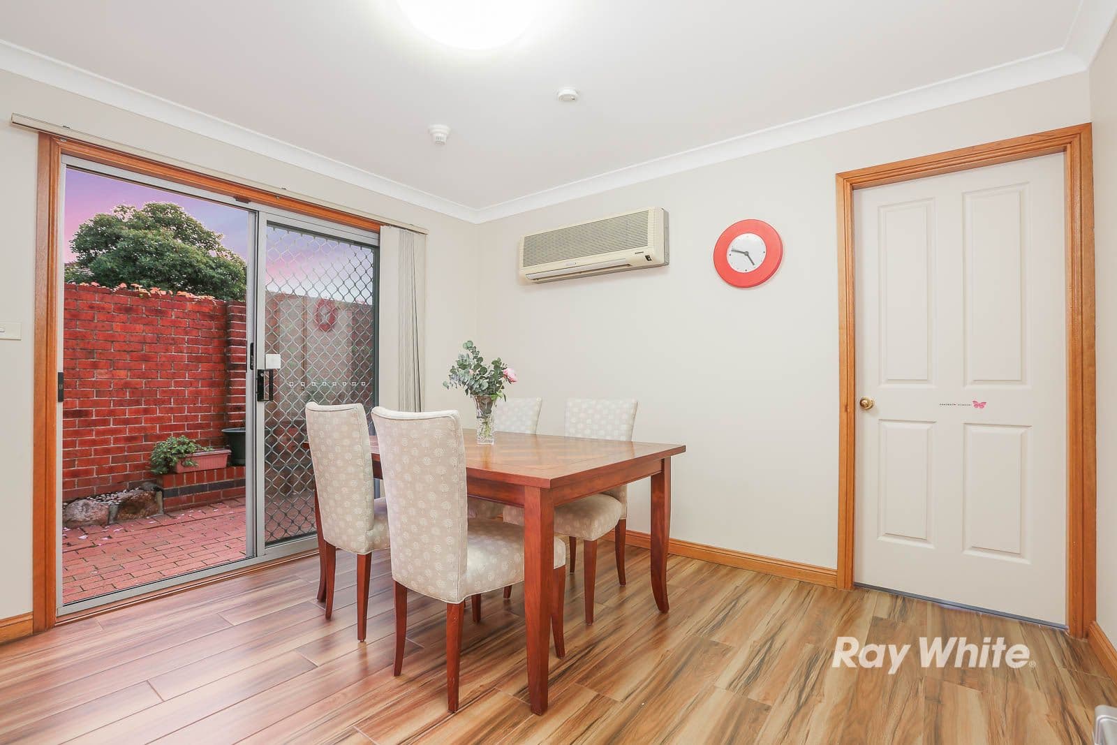 7 Belinda Court, Castle Hill - Thumbnail 4