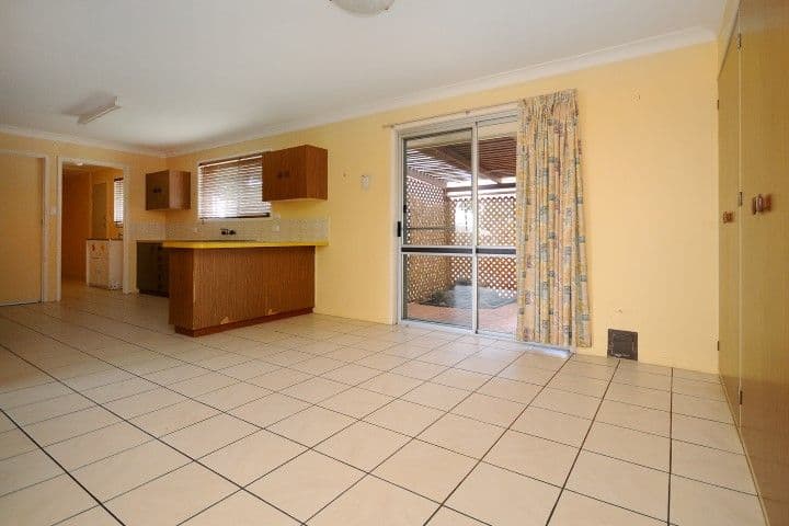 27 Hazel Street, CENTENARY HEIGHTS QLD 4350, Centenary Heights - Thumbnail 5