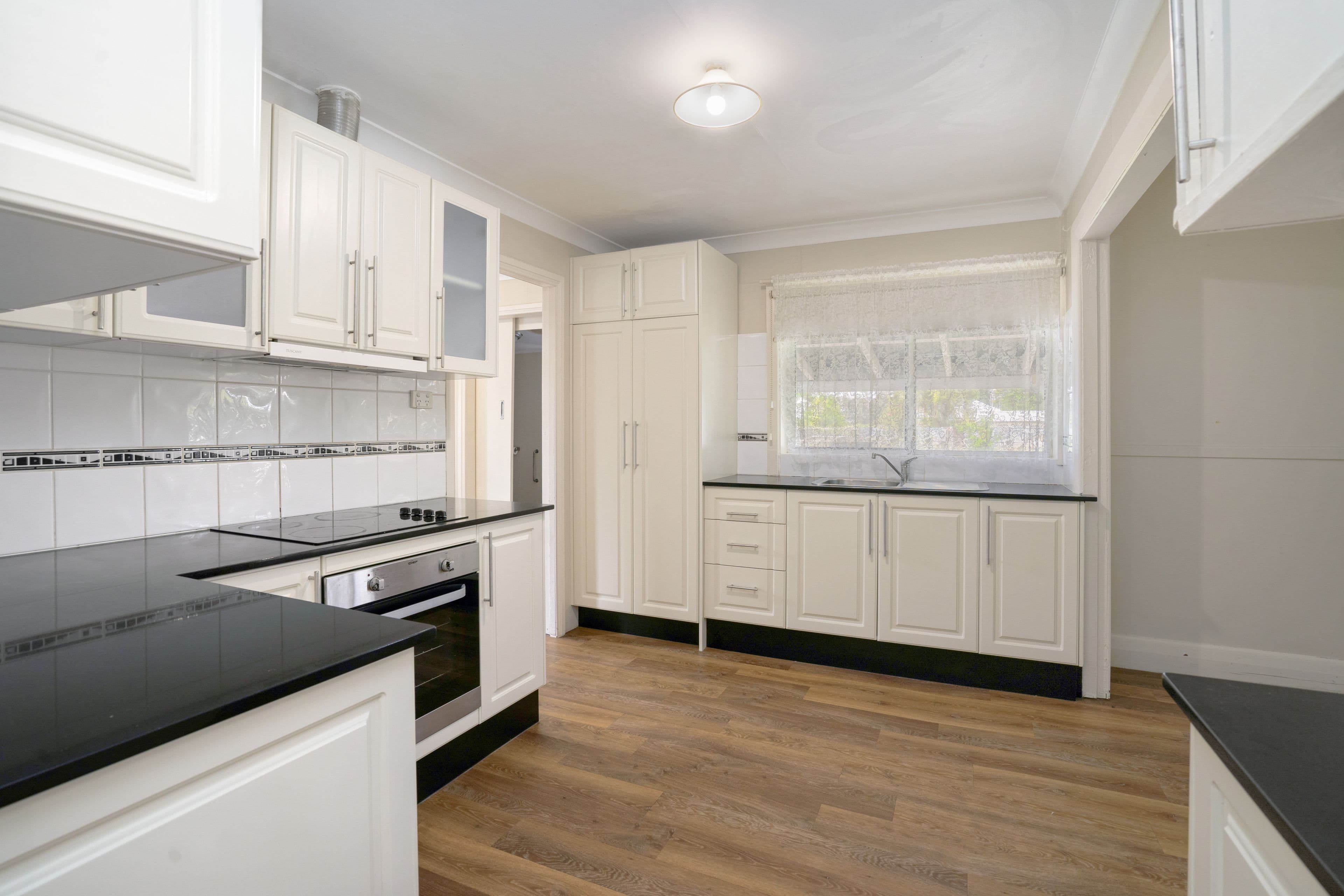 42 Gordon Avenue, Cessnock NSW 2325, Cessnock - Thumbnail 3