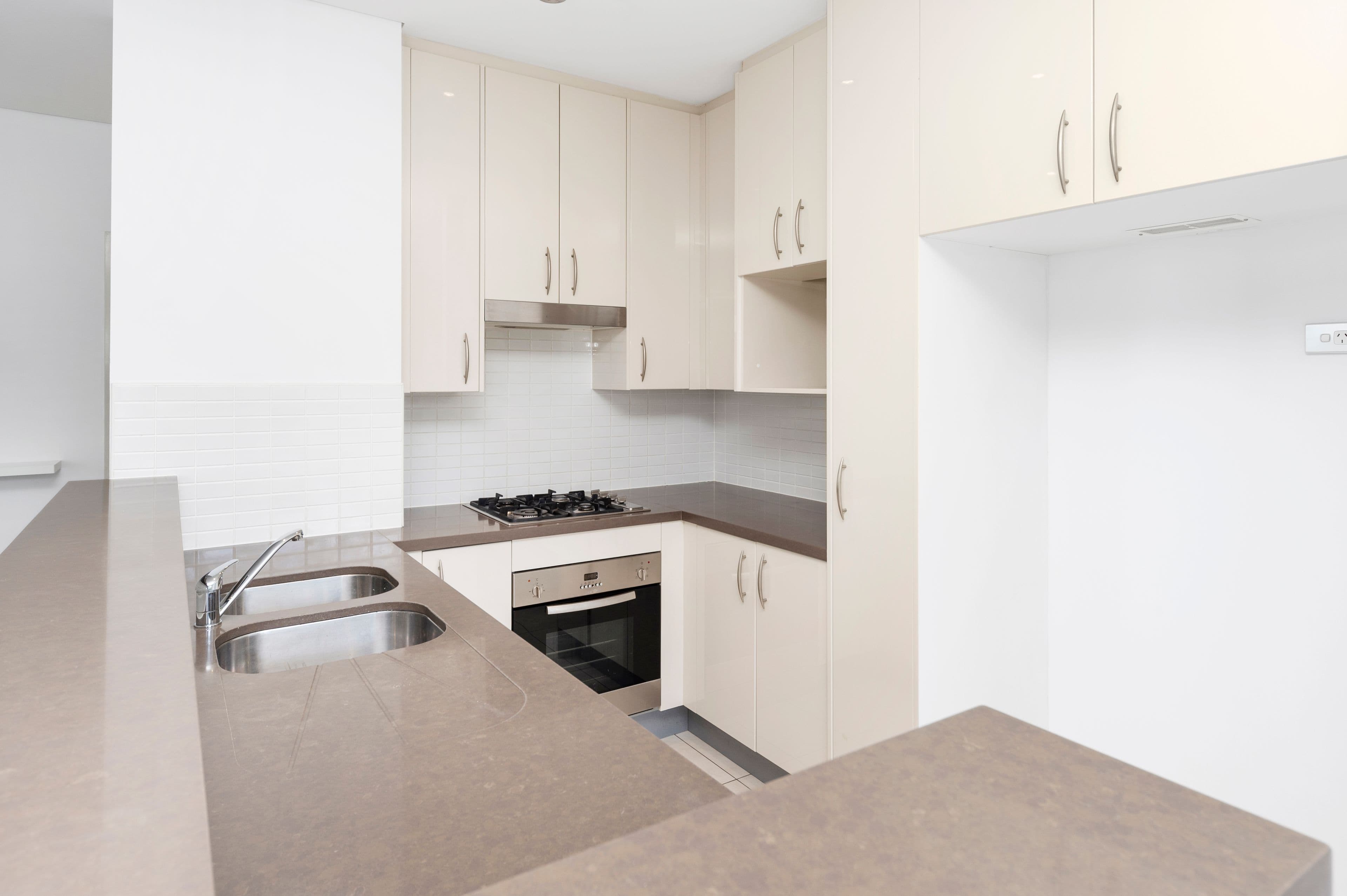 1 Aqua Street, Southport QLD 4215, Southport - Thumbnail 8
