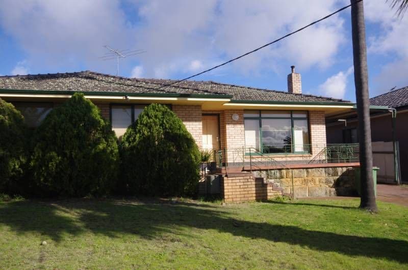 31 Hewton Street, MORLEY WA 6062, Morley - Thumbnail 3
