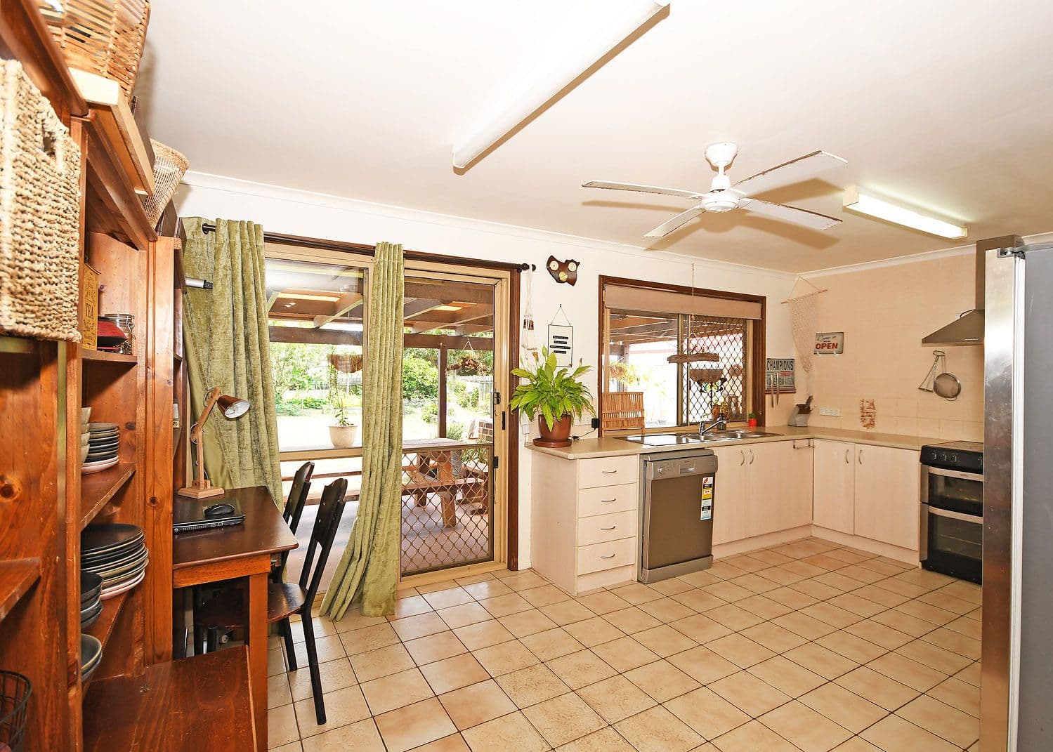 18 Caddy Avenue, Urraween QLD 4655, Urraween - Thumbnail 6