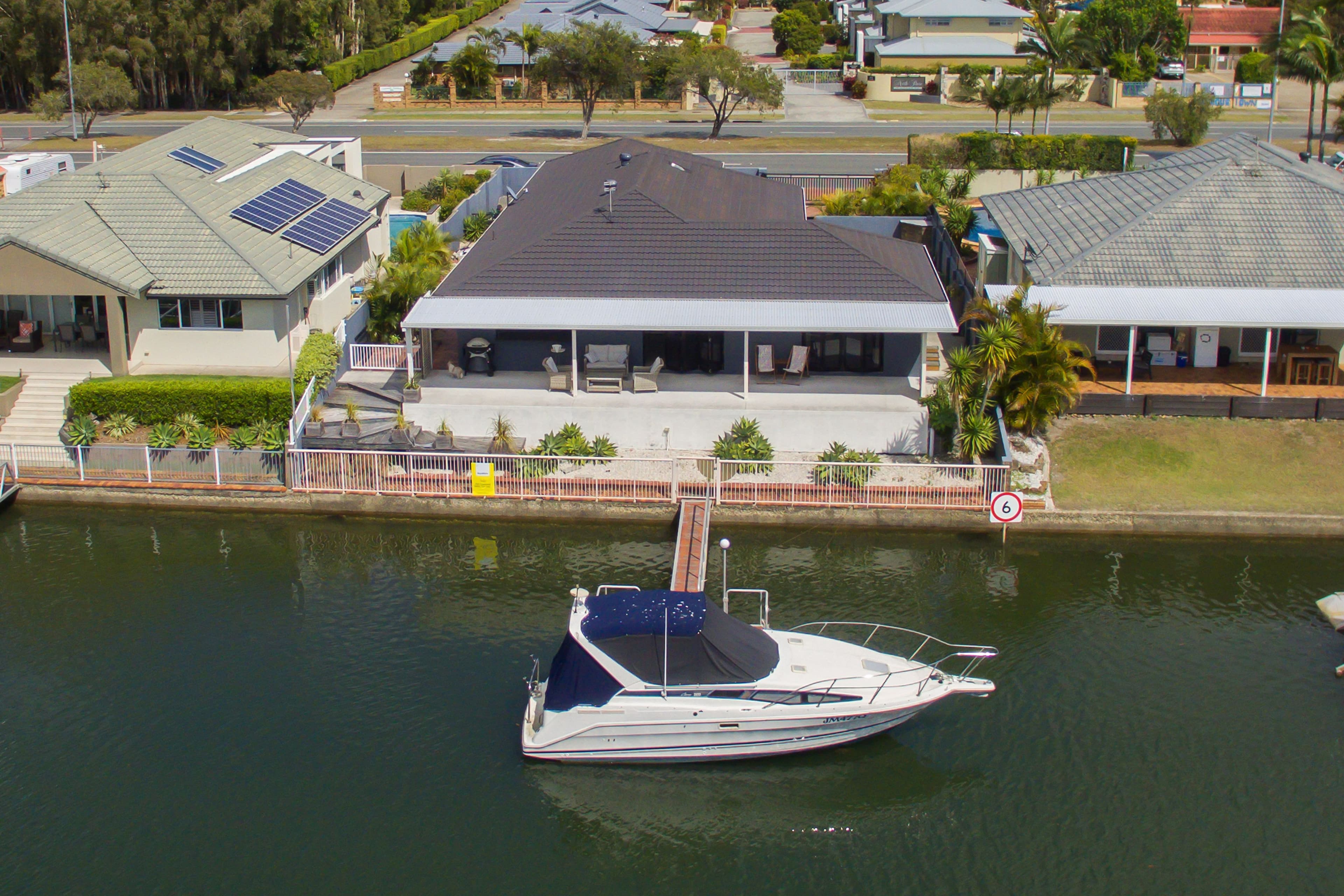 446 Oxley Drive, Runaway Bay QLD 4216, Runaway Bay - Thumbnail 7