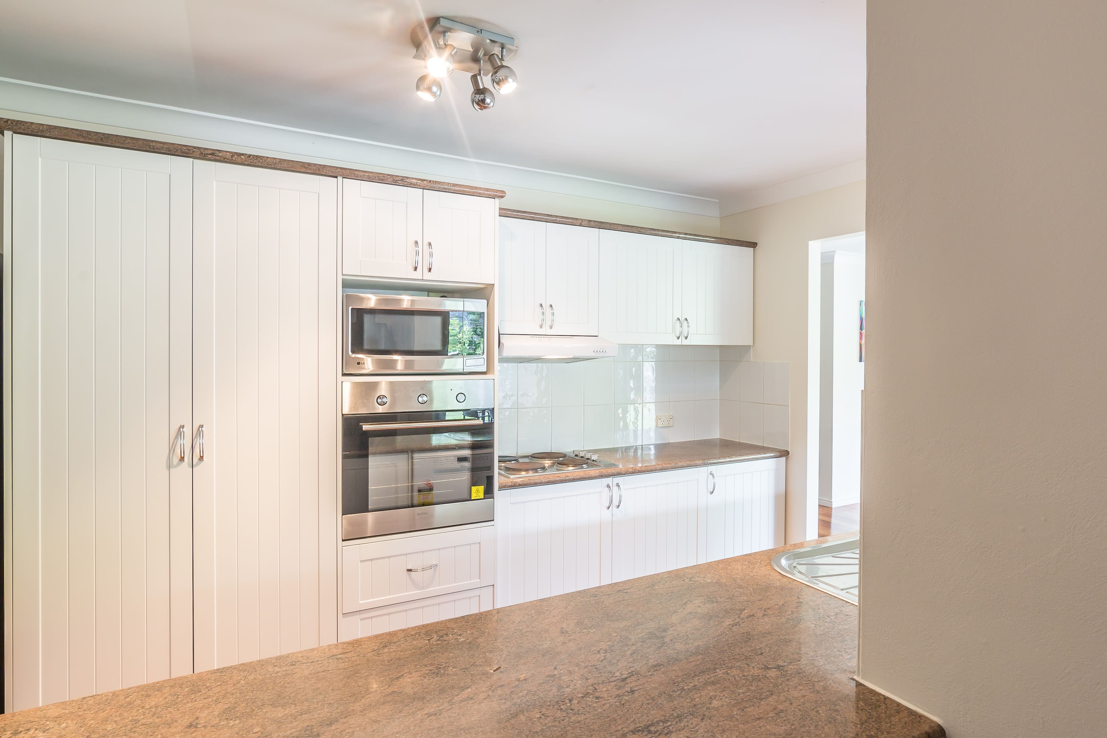 14 Trentham Court, Parkwood QLD 4214, Parkwood - Thumbnail 3