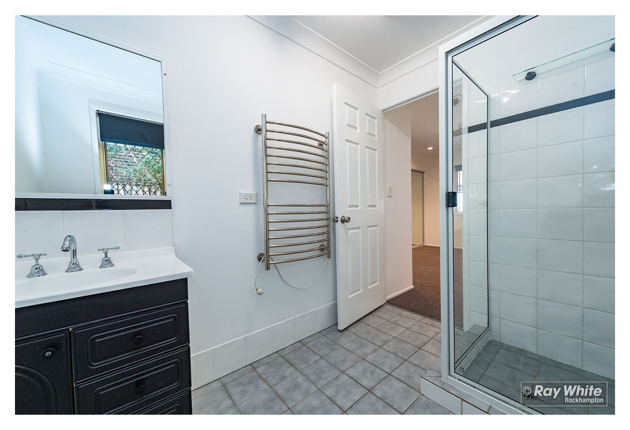 27 Permien Street, Norman Gardens QLD 4701, Norman Gardens - Thumbnail 6