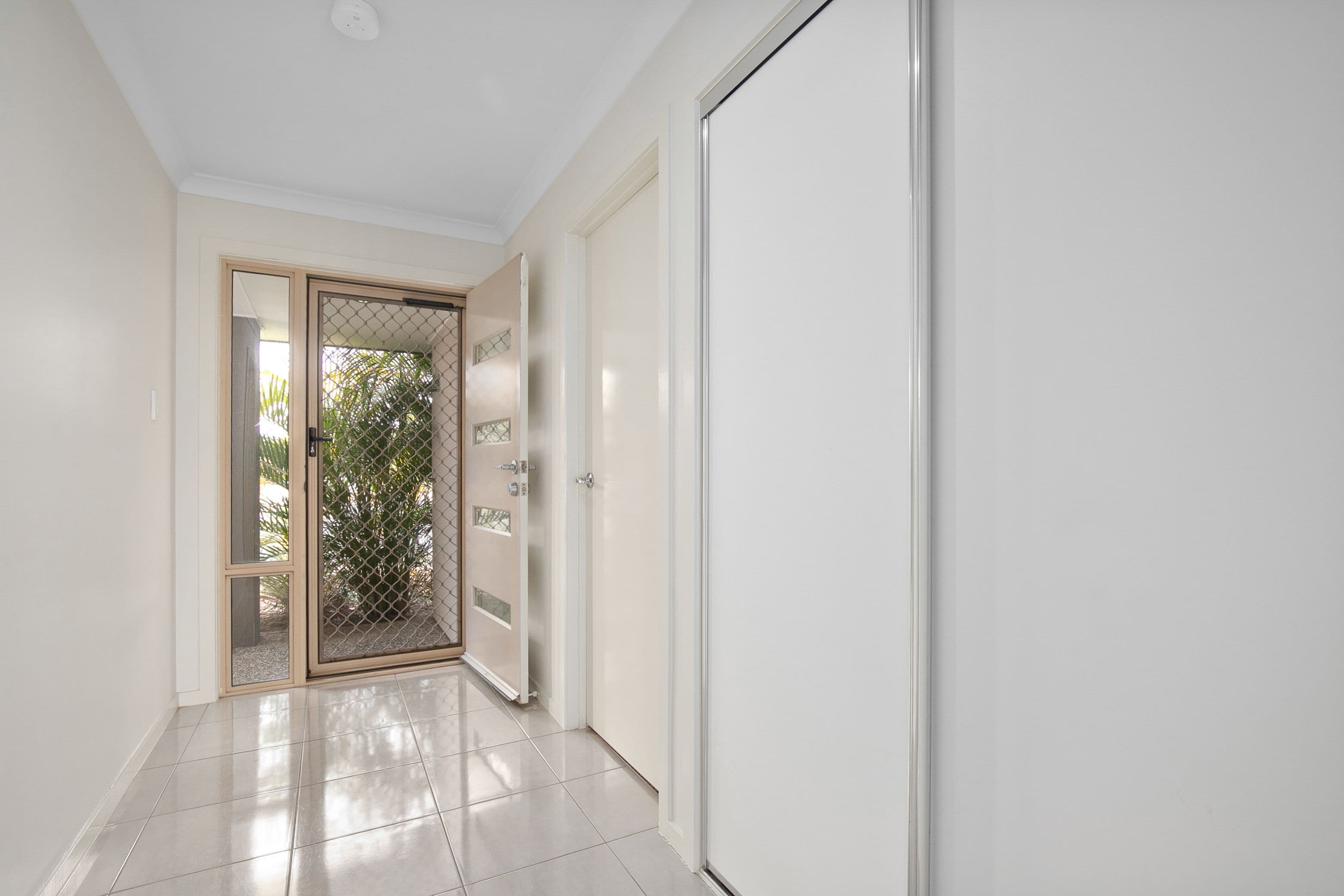 34 Jade Street, Emerald QLD 4720, Emerald - Thumbnail 4