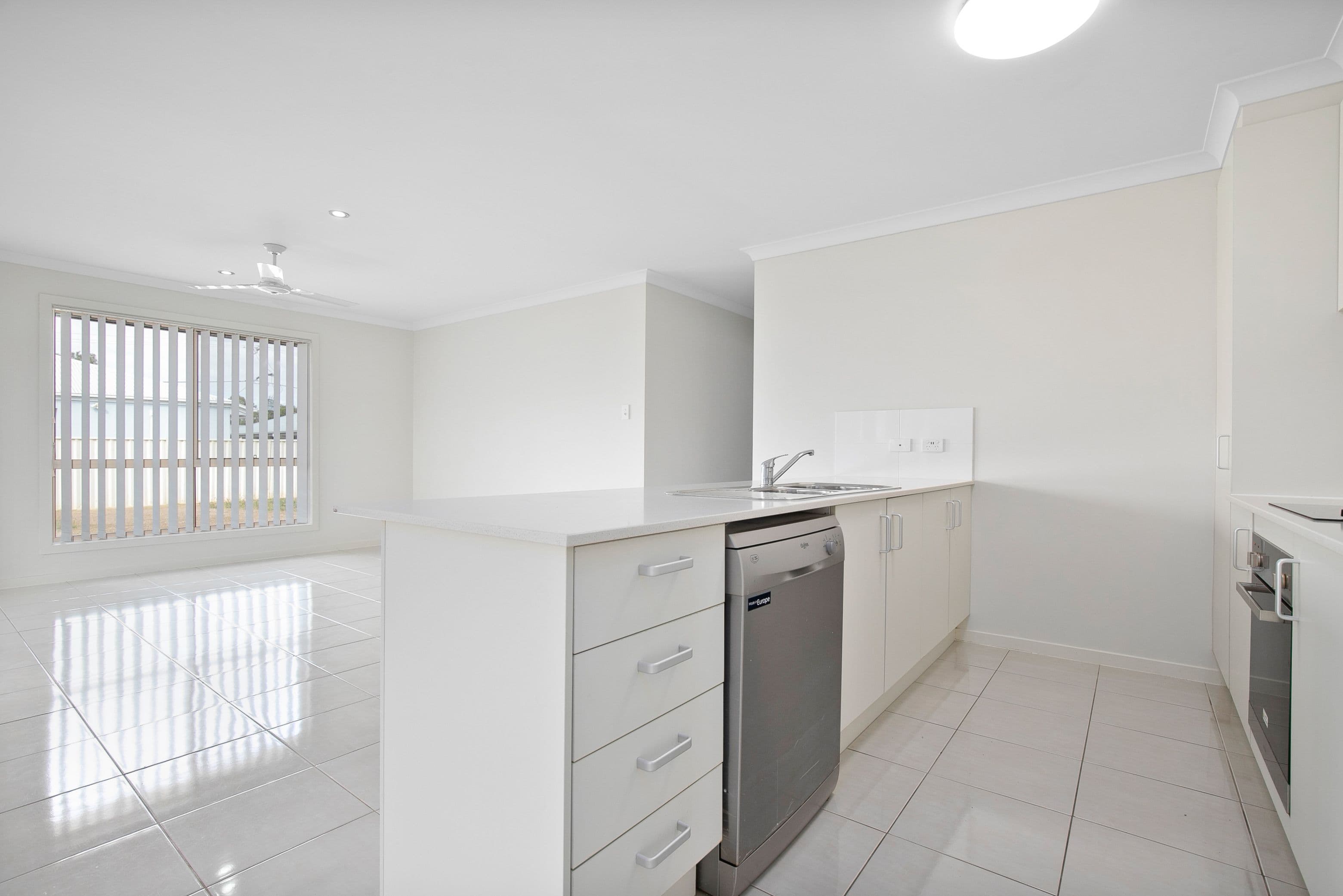 34 Jade Street, Emerald QLD 4720, Emerald - Thumbnail 7